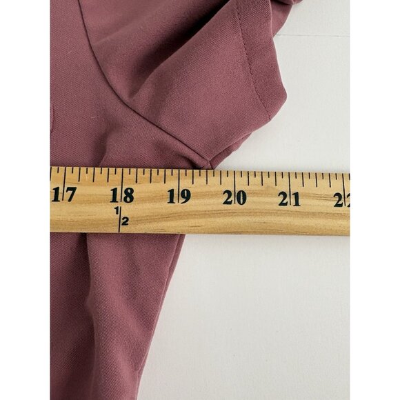 FIGS Technical Collection Size Small Pink V Neck Scrub Top Short Sleeve PO 2652 - Picture 5 of 8